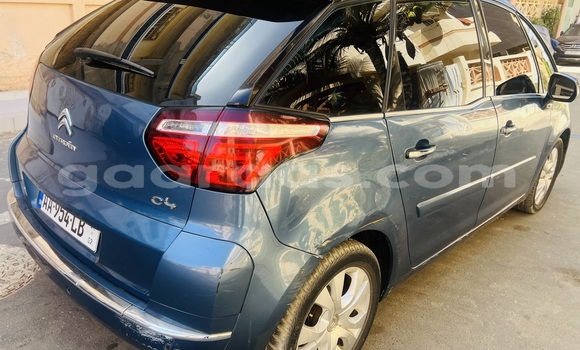 Dieundeu Occasion Citroen C4 Blue Auto in Dakar in Dakar Dieundeu Occasion Citroen C4 Blue Auto in Dakar in Dakar