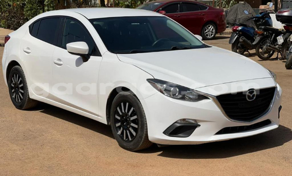 Acheter Neuf Voiture Mazda 3 Blanc à Dakar, Dakar Acheter Neuf Voiture Mazda 3 Blanc à Dakar, Dakar