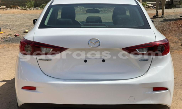 Acheter Neuf Voiture Mazda 3 Blanc à Dakar, Dakar Acheter Neuf Voiture Mazda 3 Blanc à Dakar, Dakar