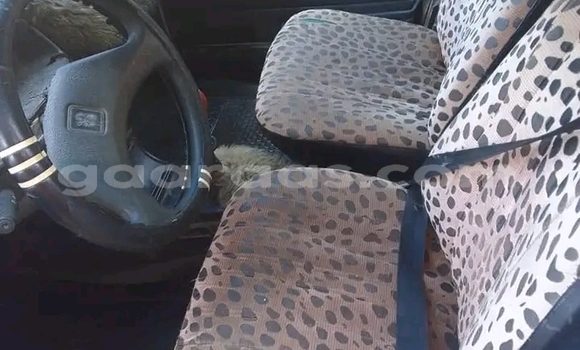 Acheter Occasion Voiture Peugeot 205 Blanc à Dakar, Dakar Acheter Occasion Voiture Peugeot 205 Blanc à Dakar, Dakar