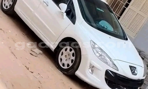 Buy Used Peugeot 308 White Car in Dakar in Dakar