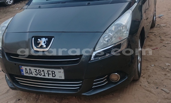 Acheter Occasion Voiture Peugeot 5008 Gris à Dakar, Dakar