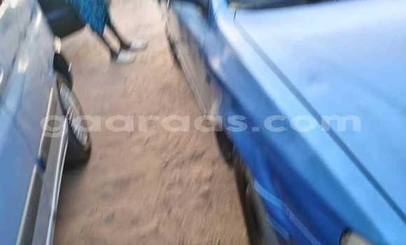 Buy Used Toyota Yaris Blue Car in Dagana in Saint Louis Buy Used Toyota Yaris Blue Car in Dagana in Saint Louis