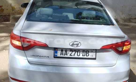 Dieundeu Occasion Hyundai Sonata White Auto in Dakar in Dakar Dieundeu Occasion Hyundai Sonata White Auto in Dakar in Dakar