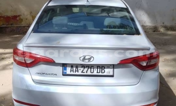 Dieundeu Occasion Hyundai Sonata White Auto in Dakar in Dakar Dieundeu Occasion Hyundai Sonata White Auto in Dakar in Dakar