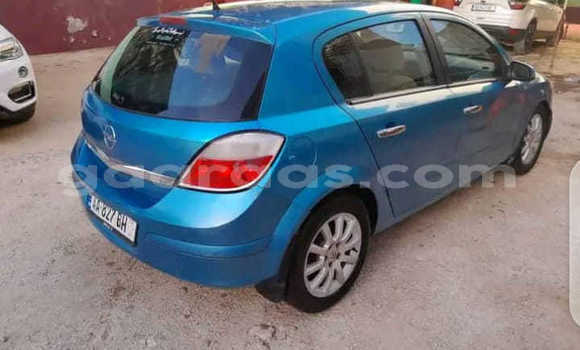 Dieundeu Occasion Opel Astra Blue Auto in Dakar in Dakar Dieundeu Occasion Opel Astra Blue Auto in Dakar in Dakar