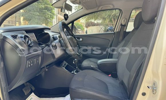 Acheter Import Voiture Renault Captur Blanc à Dakar, Dakar Acheter Import Voiture Renault Captur Blanc à Dakar, Dakar