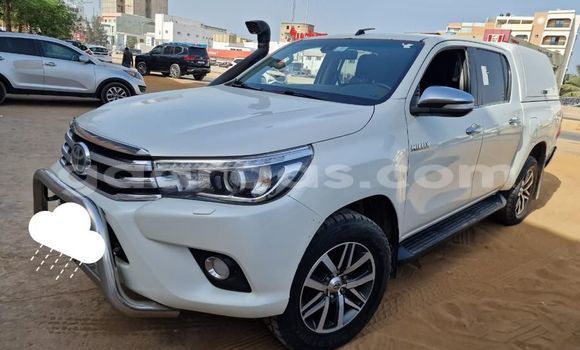 Dieundeu Imported Toyota Hilux White Auto in Dakar in Dakar Dieundeu Imported Toyota Hilux White Auto in Dakar in Dakar