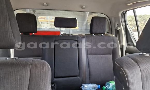 Dieundeu Imported Toyota Hilux White Auto in Dakar in Dakar Dieundeu Imported Toyota Hilux White Auto in Dakar in Dakar