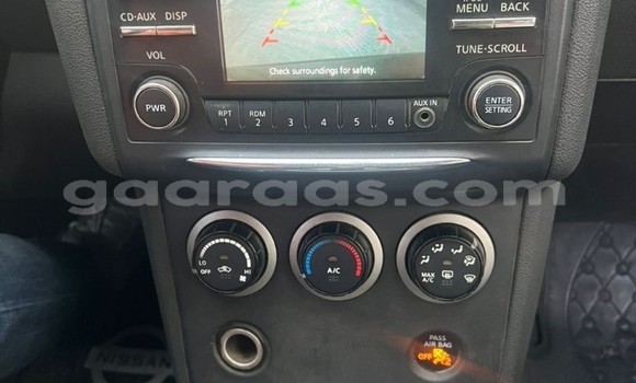 Dieundeu Occasion Nissan Rogue Silver Auto in Dakar in Dakar Dieundeu Occasion Nissan Rogue Silver Auto in Dakar in Dakar