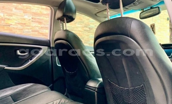 Acheter Occasion Voiture Hyundai Elantra Blanc à Dakar, Dakar Acheter Occasion Voiture Hyundai Elantra Blanc à Dakar, Dakar