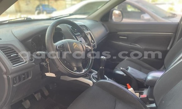 Acheter Occasion Voiture Citroen C3 Aircross Blanc à Dakar, Dakar Acheter Occasion Voiture Citroen C3 Aircross Blanc à Dakar, Dakar