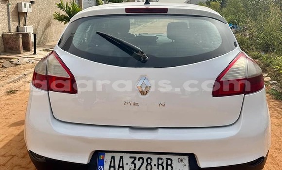 Dieundeu Occasion Renault Megane White Auto in Dakar in Dakar Dieundeu Occasion Renault Megane White Auto in Dakar in Dakar
