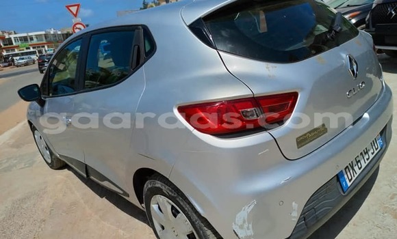 Buy Used Renault Clio Other Car in Dakar in Dakar Buy Used Renault Clio Other Car in Dakar in Dakar