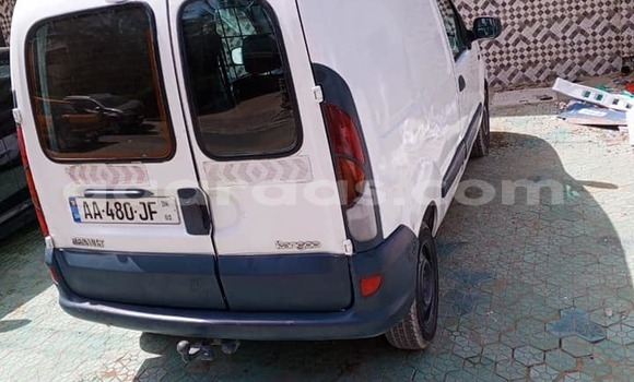 Acheter Occasion Voiture Renault Kangoo Blanc à Dakar, Dakar Acheter Occasion Voiture Renault Kangoo Blanc à Dakar, Dakar