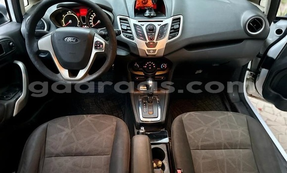 Buy Used Ford Fiesta White Car in Dakar in Dakar Buy Used Ford Fiesta White Car in Dakar in Dakar