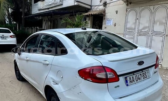 Buy Used Ford Fiesta White Car in Dakar in Dakar Buy Used Ford Fiesta White Car in Dakar in Dakar