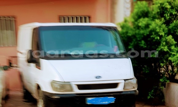 Buy Used Ford E 150 Cargo Van White Truck in Dakar in Dakar Buy Used Ford E 150 Cargo Van White Truck in Dakar in Dakar