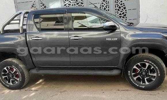 Acheter Occasion Voiture Toyota Hilux Noir à Dakar, Dakar Acheter Occasion Voiture Toyota Hilux Noir à Dakar, Dakar