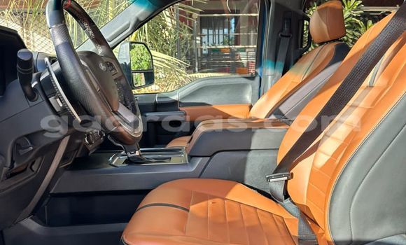 Acheter Import Voiture Ford F–150 Bleu à Dakar, Dakar Acheter Import Voiture Ford F–150 Bleu à Dakar, Dakar