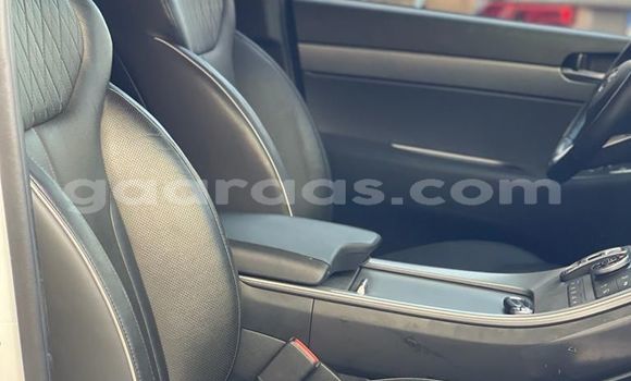 Acheter Neuf Voiture Hyundai Santamo Blanc à Dakar, Dakar Acheter Neuf Voiture Hyundai Santamo Blanc à Dakar, Dakar