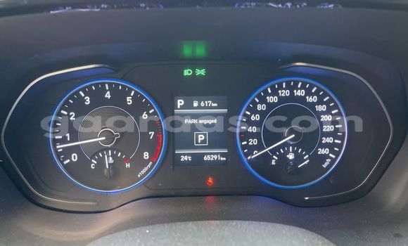 Acheter Neuf Voiture Hyundai Santamo Blanc à Dakar, Dakar Acheter Neuf Voiture Hyundai Santamo Blanc à Dakar, Dakar