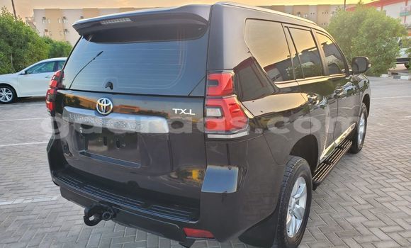 Acheter Import Voiture Toyota Prado Noir à Dakar, Dakar Acheter Import Voiture Toyota Prado Noir à Dakar, Dakar