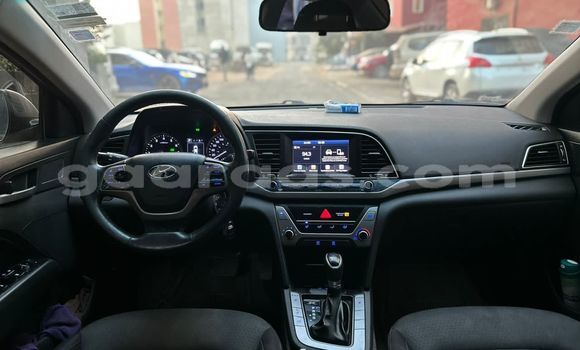 Acheter Occasion Voiture Hyundai Elantra Gris à Dakar, Dakar Acheter Occasion Voiture Hyundai Elantra Gris à Dakar, Dakar