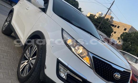 Buy Used Kia Sportage White Car in Dakar in Dakar