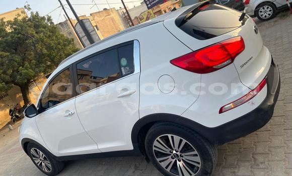 Buy Used Kia Sportage White Car in Dakar in Dakar Buy Used Kia Sportage White Car in Dakar in Dakar