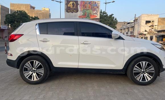 Buy Used Kia Sportage White Car in Dakar in Dakar Buy Used Kia Sportage White Car in Dakar in Dakar