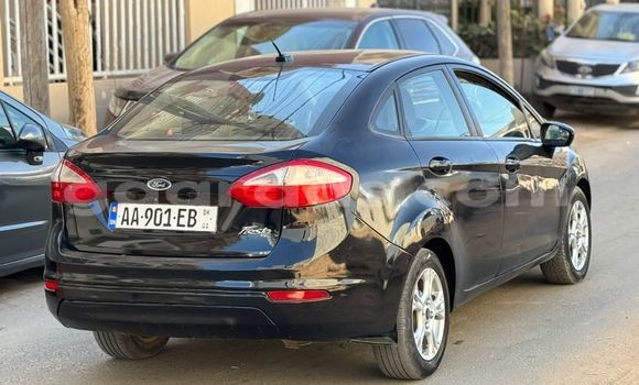 Acheter Occasion Voiture Ford Fiesta Noir à Dakar, Dakar Acheter Occasion Voiture Ford Fiesta Noir à Dakar, Dakar
