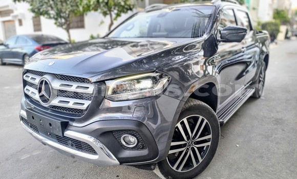 Acheter Import Voiture Mercedes‒Benz X-klasse Concept Gris à Dakar, Dakar Acheter Import Voiture Mercedes‒Benz X-klasse Concept Gris à Dakar, Dakar