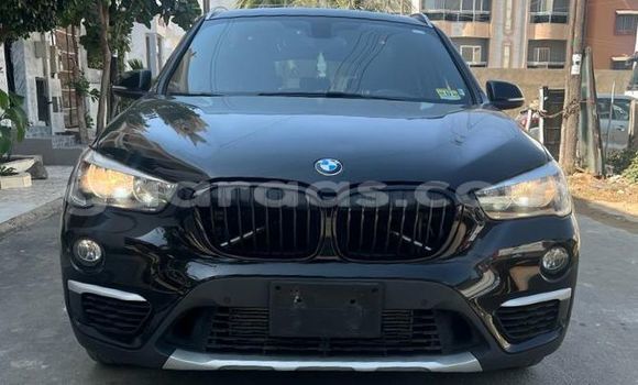 Acheter Import Voiture BMW X1 Noir à Dakar, Dakar