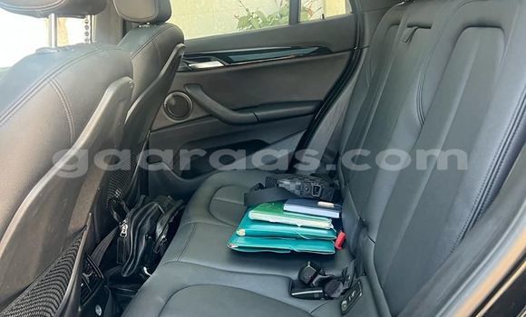 Acheter Import Voiture BMW X1 Noir à Dakar, Dakar Acheter Import Voiture BMW X1 Noir à Dakar, Dakar