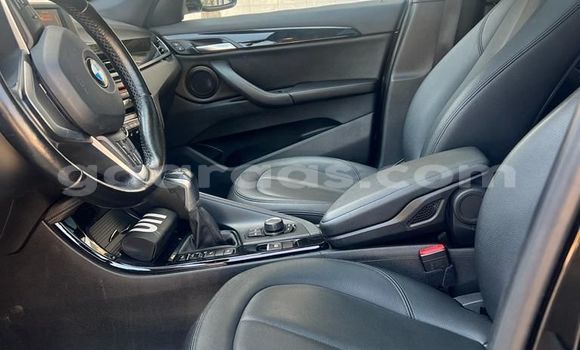 Acheter Import Voiture BMW X1 Noir à Dakar, Dakar Acheter Import Voiture BMW X1 Noir à Dakar, Dakar