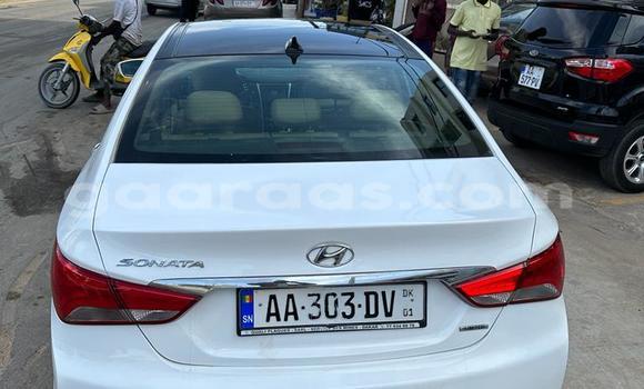 Acheter Occasion Voiture Hyundai Sonata Blanc à Dakar, Dakar Acheter Occasion Voiture Hyundai Sonata Blanc à Dakar, Dakar