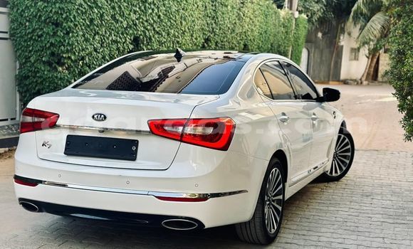 Buy Used Kia K7 White Car in Dakar in Dakar Buy Used Kia K7 White Car in Dakar in Dakar