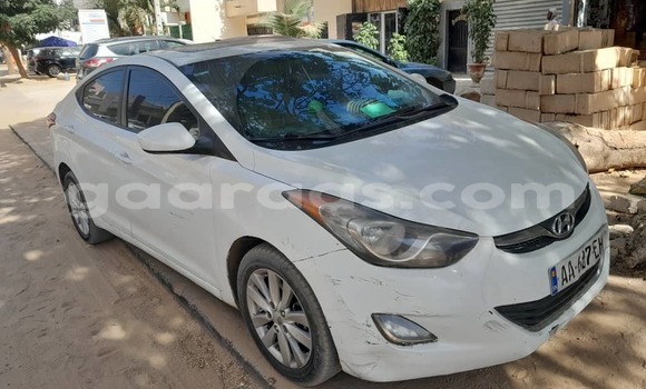 Buy Used Hyundai Elantra White Car in Dakar in Dakar Buy Used Hyundai Elantra White Car in Dakar in Dakar