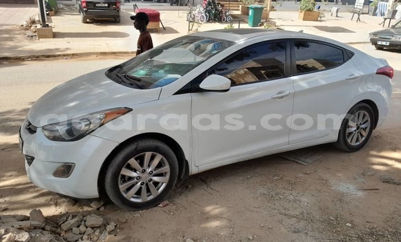 Buy Used Hyundai Elantra White Car in Dakar in Dakar Buy Used Hyundai Elantra White Car in Dakar in Dakar