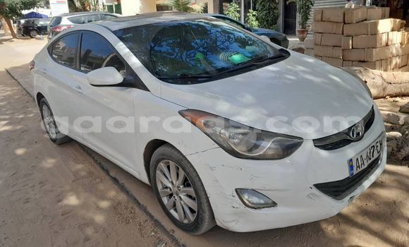 Buy Used Hyundai Elantra White Car in Dakar in Dakar Buy Used Hyundai Elantra White Car in Dakar in Dakar