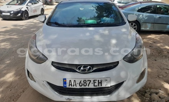 Buy Used Hyundai Elantra White Car in Dakar in Dakar Buy Used Hyundai Elantra White Car in Dakar in Dakar