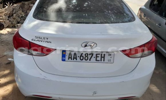 Buy Used Hyundai Elantra White Car in Dakar in Dakar Buy Used Hyundai Elantra White Car in Dakar in Dakar