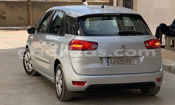 Buy Used Citroen C4 Silver Car in Dakar in Dakar Buy Used Citroen C4 Silver Car in Dakar in Dakar