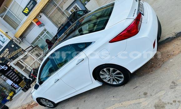 Buy Used Hyundai Sonata White Car in Dakar in Dakar Buy Used Hyundai Sonata White Car in Dakar in Dakar