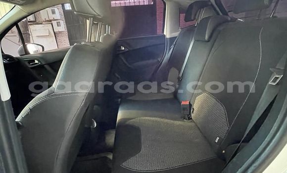 Buy Used Citroen C3 White Car in Dakar in Dakar Buy Used Citroen C3 White Car in Dakar in Dakar