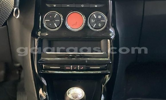 Buy Used Citroen C3 White Car in Dakar in Dakar Buy Used Citroen C3 White Car in Dakar in Dakar