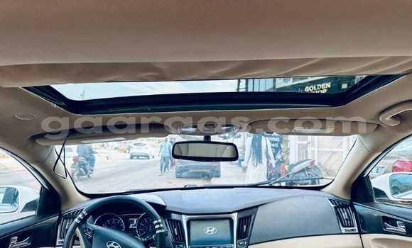 Acheter Occasion Voiture Hyundai Sonata Blanc à Dakar, Dakar Acheter Occasion Voiture Hyundai Sonata Blanc à Dakar, Dakar