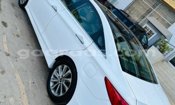 Acheter Occasion Voiture Hyundai Sonata Blanc à Dakar, Dakar Acheter Occasion Voiture Hyundai Sonata Blanc à Dakar, Dakar