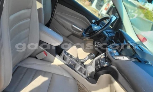 Buy Used Ford Escape Beige Car in Dakar in Dakar Buy Used Ford Escape Beige Car in Dakar in Dakar